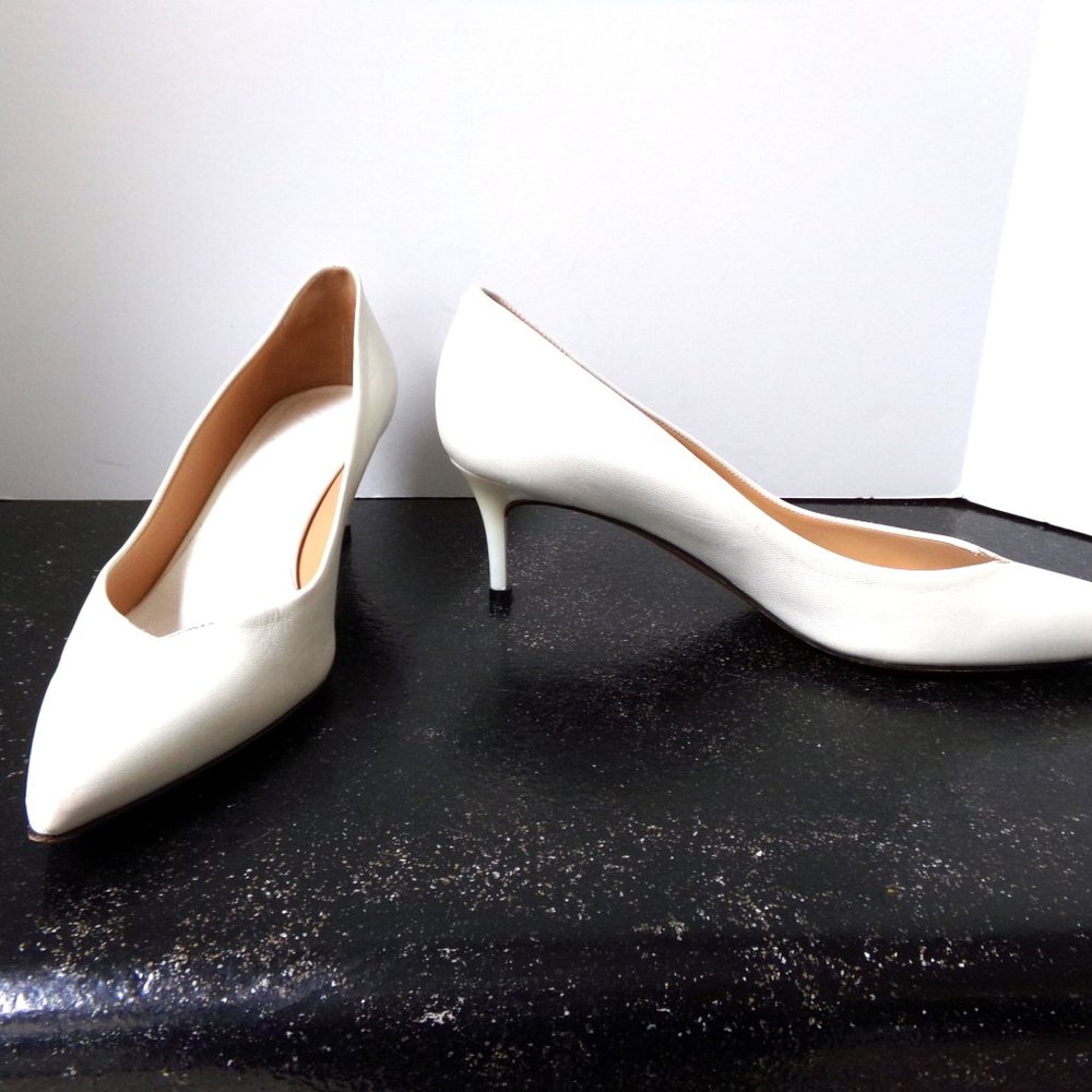 Maison Margiola White Leather Point Toe Kitten Heels